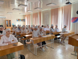 Медики провели профилактические встречи с молодежью