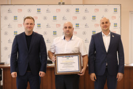 Глава города-курорта отметил благодарностью врача горбольницы
