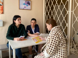 В роддоме для женщин провели консультации