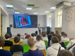 Медики Анапы провели занятия с детьми и родителями Медики Анапы провели занятия с детьми и родителями