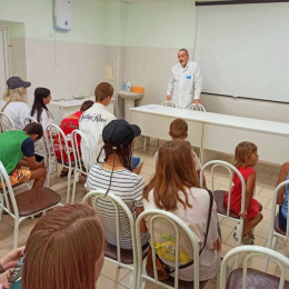 Специалисты провели встречи с юными анапчанами и их родителями