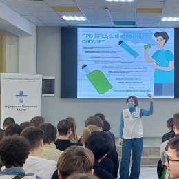 Медики провели профилактические встречи с жителями города