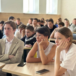 Специалисты Горбольницы провели встречи с юными анапчанами