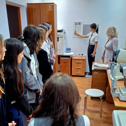 Учащиеся школы №2 погрузились в проект "Путь в медицину" Учащиеся школы №2 погрузились в проект "Путь в медицину"