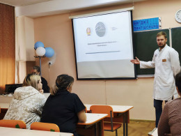 Сотрудники Горбольницы участвуют в реализации проекта "После школы" Сотрудники Горбольницы участвуют в реализации проекта "После школы"