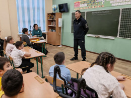 Сотрудники Горбольницы участвуют в реализации проекта "После школы" Сотрудники Горбольницы участвуют в реализации проекта "После школы"