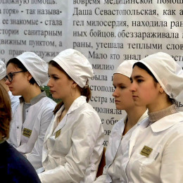 Медики провели профилактические и профориентационные встречи с молодежью города