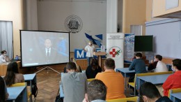 Современные гаджеты приводят к болезням Современные гаджеты приводят к болезням