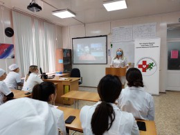 Медики провели ряд профилактических встреч с молодежью